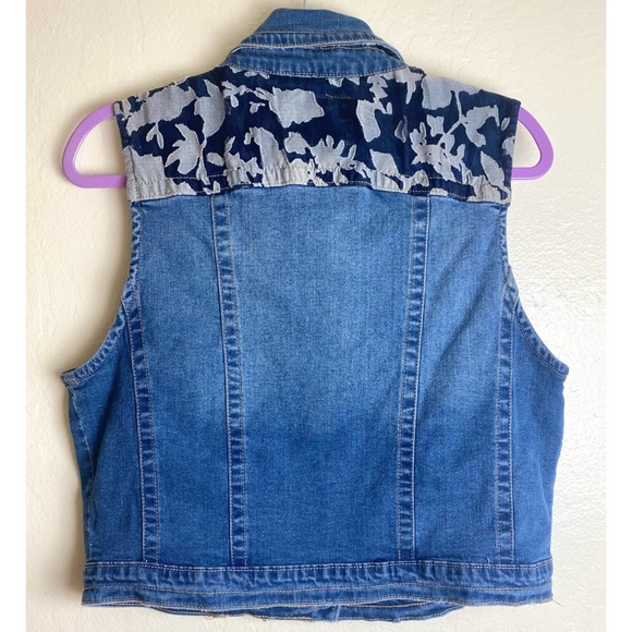 Button Down Jean Vest with Collar - Picture 2 of 2